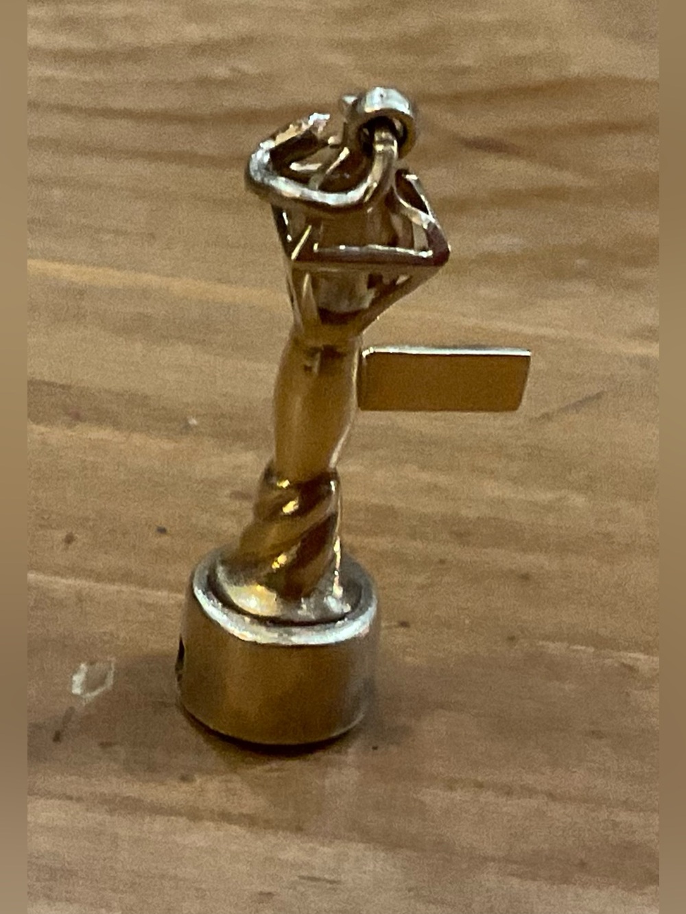 Vintage  14k yellow Gold 1962 lamp post  charm/pendant